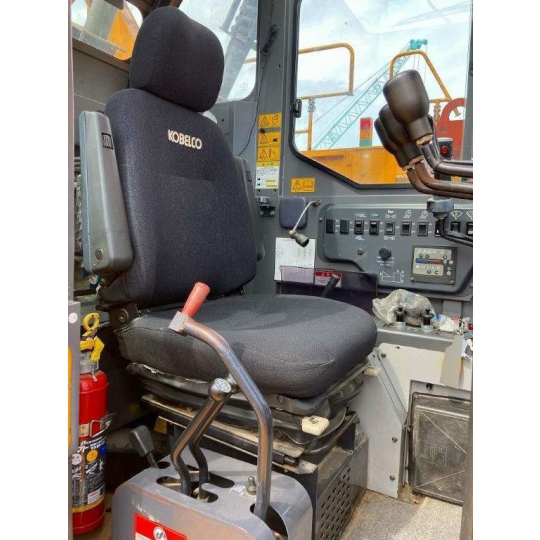 Xe Cần Trục Bánh Xích Kobelco 7120-120 tấn