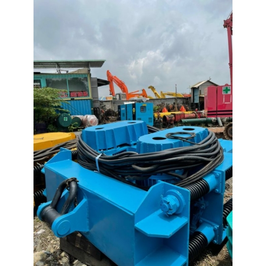 Búa rung điện Tomen